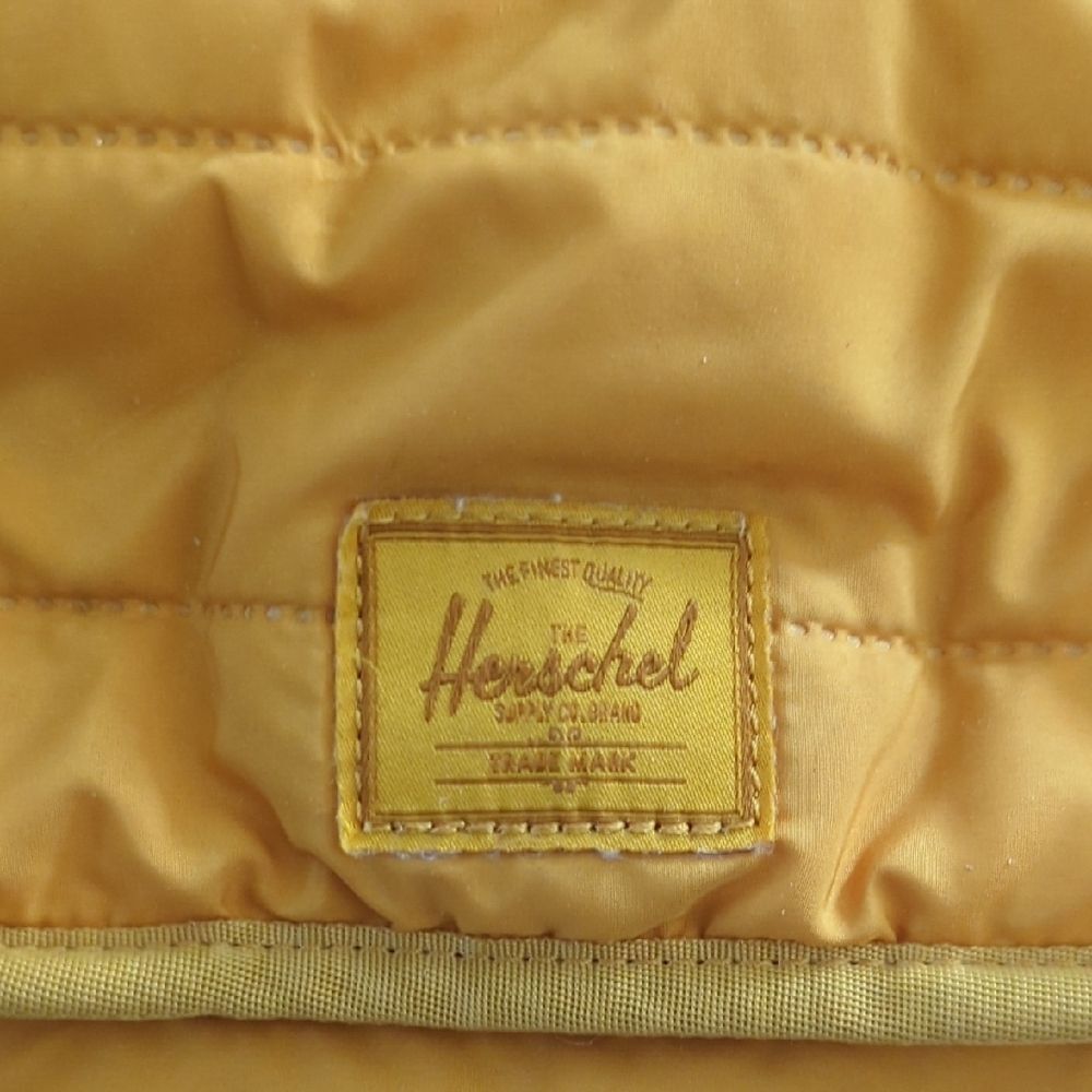 Yellow 💛 Herschel Supply Company Orange Belt Bag with Adjustable Strap - Picture 3 of 10
